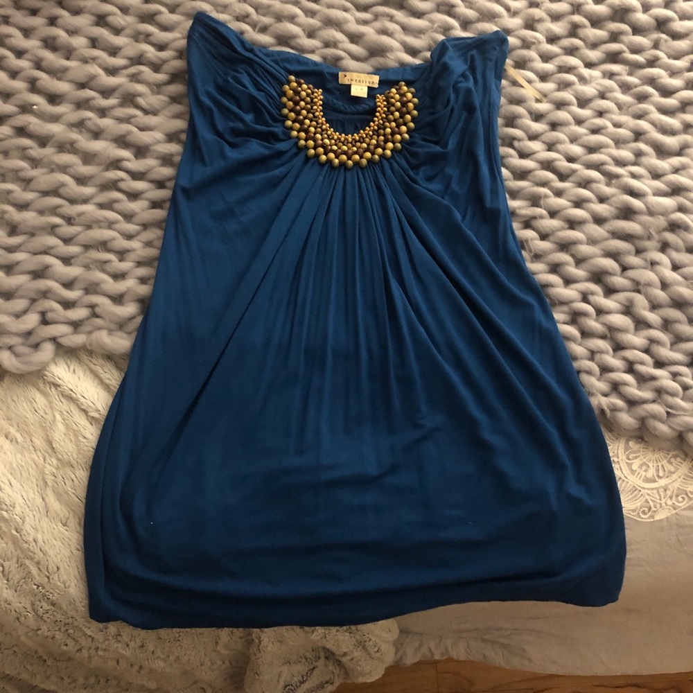 Strapless top